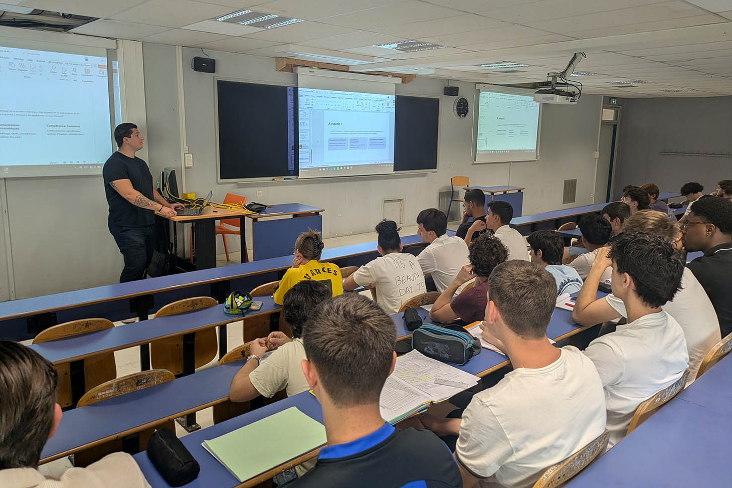 Présentation du Groupe Itinéraires en GCCD-IUT1 Grenoble