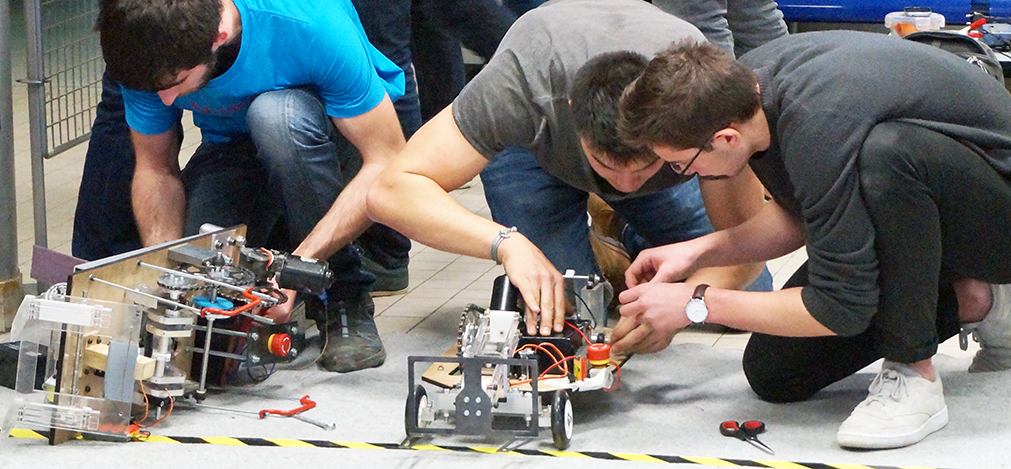 L'équipe IUT1 de Grenoble - Robots marcheurs 2018