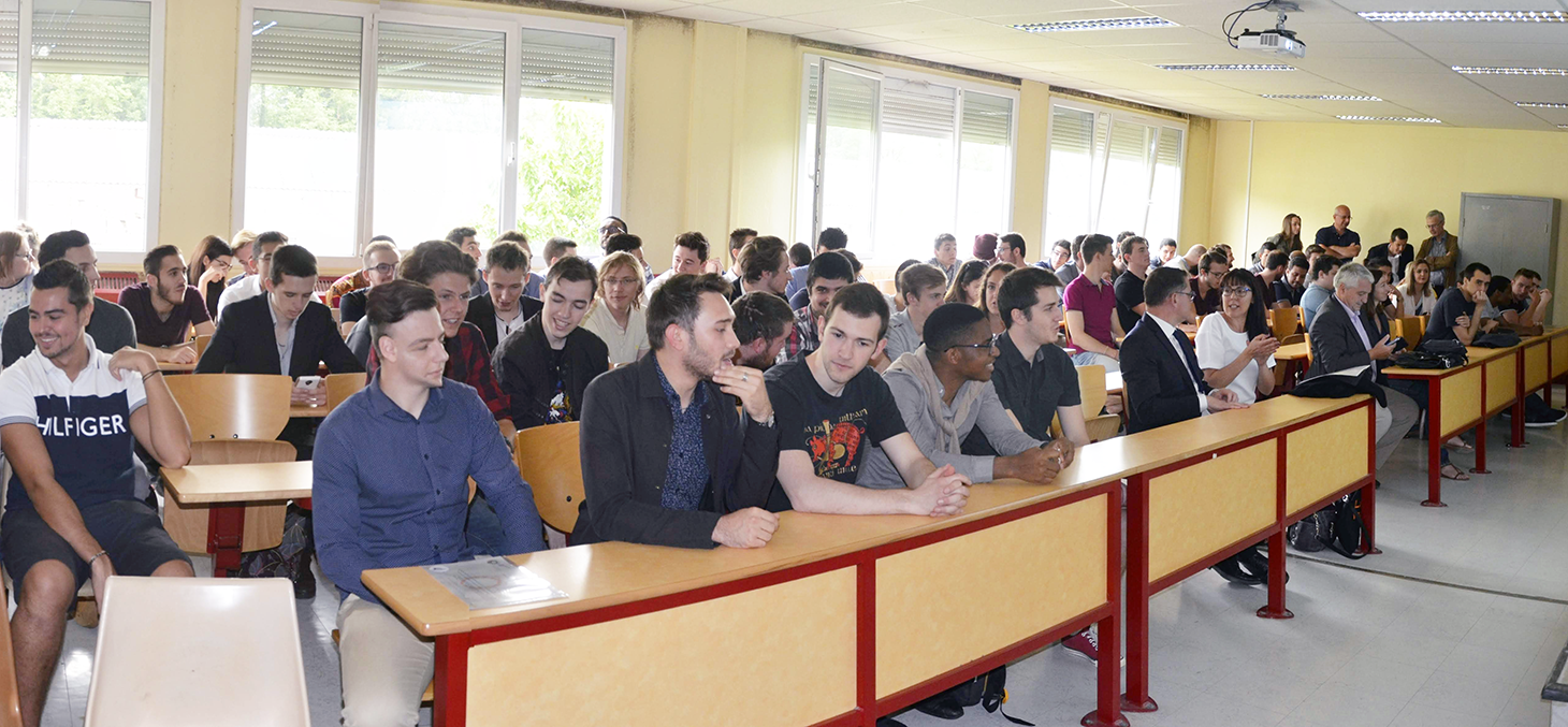 IUT1_Actualité_RT_RemiseDiplome_2018_03