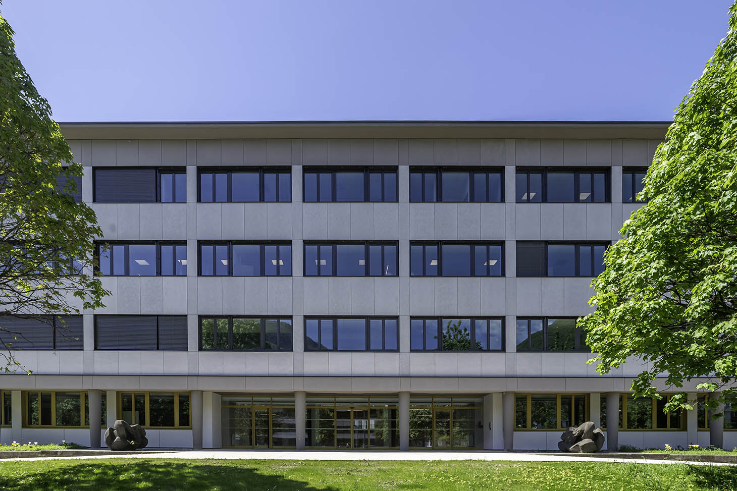 IUT1 Polygone Façade